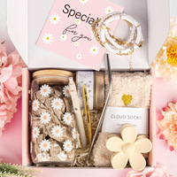 Ensemble cadeau de bougies en cire de soja et de produits de bain aromatiques - Cadeau créatif parfumé pour la fête des mères et les anniversaires