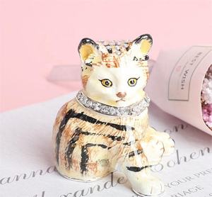 2024 créatif nouveau Design Style chinois mignon chat métal émail boîte à bijoux pour la décoration de la maison - Product Image 2
