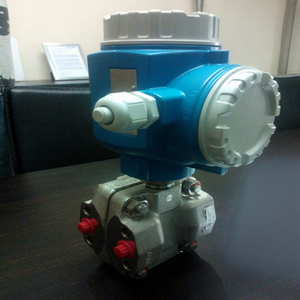 Medidor de Flujo Electromagnético Inteligente E+H Omnigrad M TR10, Sensor de Conductividad de Acero Inoxidable, Precisión del 0.5%, Salida de 4-20 mA - Product Image 1