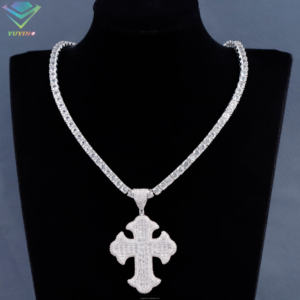 Ciondolo a Croce alla Moda per Uomo e Donna in Argento Sterling S925 con Moissanite Taglio Baguette, Ciondolo a Croce Hip Hop per Collana - Product Image 6