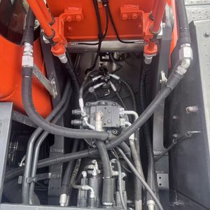 Recommandation : Excavatrice sur chenilles d'occasion Doosan 30t DX300LCA, moteur d'origine 200 kW, forte puissance de creusement, moteur hydraulique et engrenages. - Product Image 6