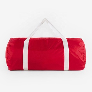 Logo d'équipe promotionnel personnalisé Baril économie 210D Polyester pliable en nylon léger voyage Gym fourre-tout sport sac polochon - Product Image 4