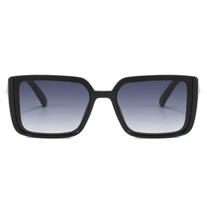 Fashion New Beautiful Ladies Outdoor Travel Beach Sunblock Dot Diamond Big <b>Frame</b> Color Sunglasses - Product Image 5