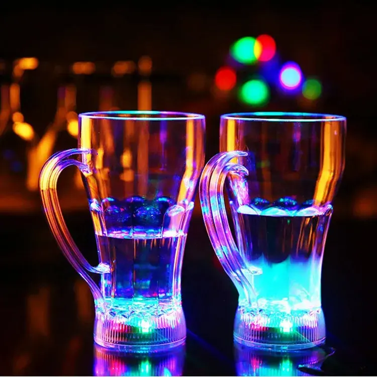 Acqua liquido attivato luminoso vino birra bicchiere tazza Party Bar Led light Drink mug