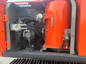 Excavadora de Orugas Hitachi ZX120, Máquina Duradera para Operaciones Continuas en Obras de Construcción - Product Image 5