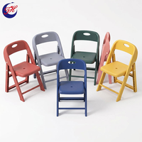 Chaise pliante légère et portable pour enfants, avec dossier antidérapant, adaptée au mobilier de petite enfance et à une utilisation en extérieur