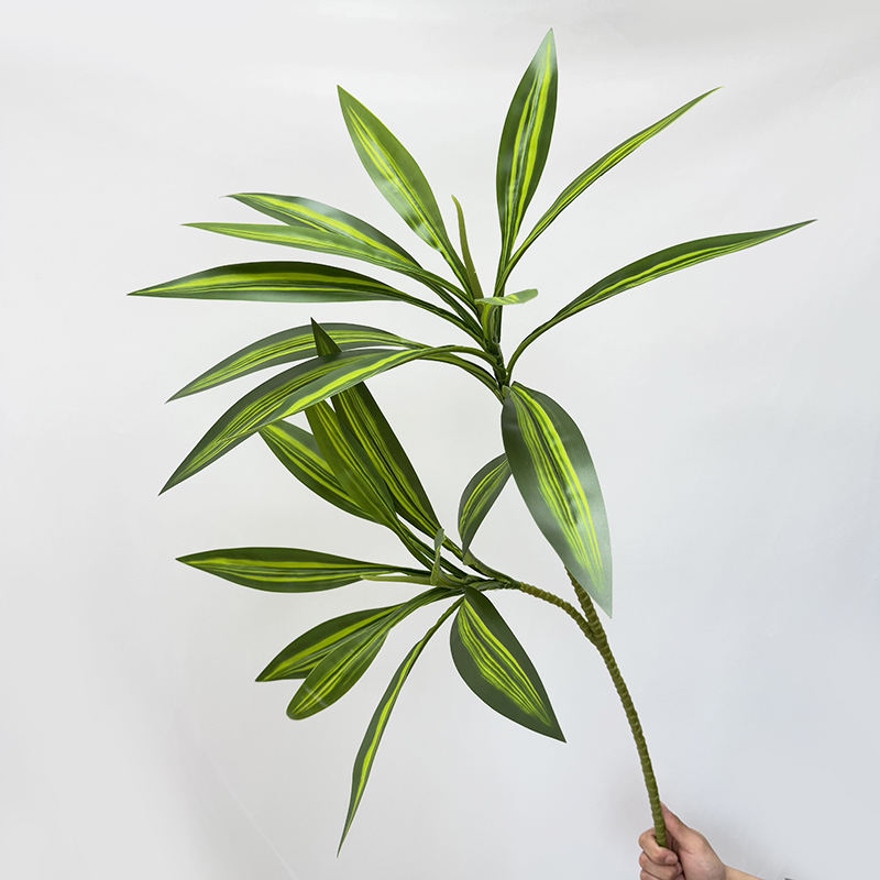 Yellow heart and green