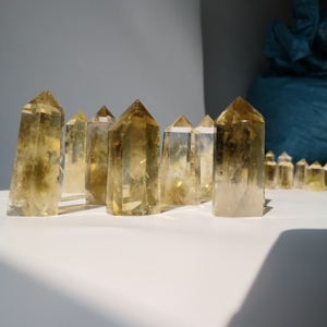 Pierres naturelles en gros et points de cristal de quartz citrine pour la décoration et la lithothérapie - Product Image 4