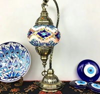 Lampe de Table Vintage Marocaine Faite à la Main en Verre Turc pour Chambre, Salon, Restaurant, Hôtel et Bar d'Hébergement