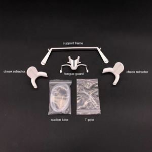 Sistema dentale a campo secco apribocca <span class=keywords><strong>Saliva</strong></span> riavvolgitore di aspirazione guancia con protezione lingua - Product Image 2