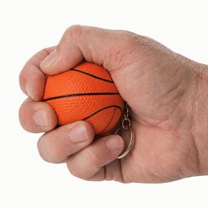 Porte-clés anti-stress en mousse PU en forme de ballon de basket avec logo personnalisé et anneau métallique pour événements scolaires et promotions sportives - Product Image 6