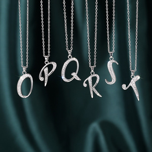 Collar con colgante de letra inicial, diseño de 26 letras del alfabeto, accesorio para el cuello de uso diario - Product Image 1