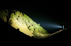 5600 Lumen Siêu Mạnh Mẽ Đèn Pin Saint <span class=keywords><strong>Torch</strong></span> <span class=keywords><strong>30</strong></span> Dài Ném IPX7 Powerbank Tìm Kiếm & Cứu Hộ Led Ánh Sáng Mạnh Mẽ <span class=keywords><strong>Torch</strong></span> - Product Image 2