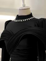 Élégante Robe Jalabiya de Dubaï 2026, Robe de Soirée Modeste pour l'Aïd avec Détail de Col en Satin Bleu et Manches Ornées de Cristaux Ramanda