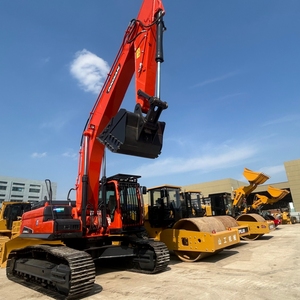 Pompe à béton télécommandée Doosan DX300 d'occasion avec cabine, moteur principal, entraînement final, excavatrice sur chenilles, puissance de creusement élevée - Product Image 5