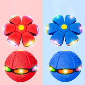Jouets d'extérieur pour enfants, <span class=keywords><strong>balle</strong></span> de soucoupe <span class=keywords><strong>volante</strong></span> de décompression <span class=keywords><strong>lumineuse</strong></span> et de déformation, <span class=keywords><strong>balle</strong></span> magique d'ovni - Product Image 3