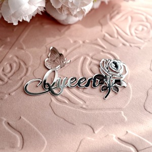 ท็อปเปอร์เค้กอะคริลิค รูปผีเสื้อและดอกกุหลาบ สไตล์อินเทรนด์ สำหรับตกแต่งวันเกิด วันวาเลนไทน์ วันแม่ วันสตรี - Product Image 1