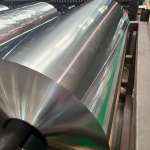 Papier aluminium Falcon, rouleaux géants d'aluminium pour emballage alimentaire, faciles à déchirer et respectueux de l'environnement - Product Image 2
