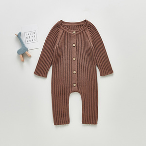 Combinaison bébé unisexe à manches longues en coton biologique 100% côtelé, vente en gros - Product Image 3