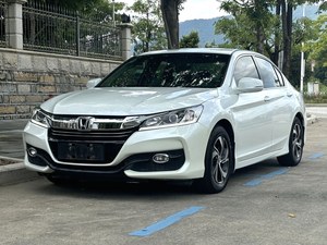 ฮอนด้า แอคคอร์ด ลักชัวรี่ มือสอง: ปี 2016 เครื่องยนต์ 2.0 ลิตร เกียร์ CVT, รถซีดานสำหรับครอบครัวที่สะดวกสบายที่สุด - Product Image 2