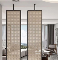Cloison de séparation moderne en fer et rotin pour restaurant, hôtel, salon de thé - Design artistique d'intérieur