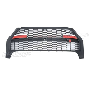 Kit de Carrocería para Toyota Hilux ROCCO 2021-2023, Parrilla Delantera, Rejillas Decorativas, Tiras Decorativas, Parrilla Delantera Exterior - Product Image 5