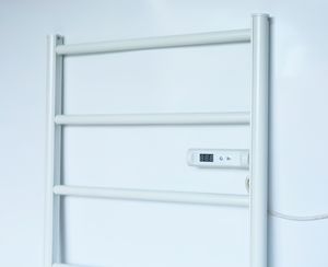 Radiateur de serviettes électrique échelle de serviettes autoportante 250W radiateur de salle de bain électrique sèche-serviettes électrique affichage LED économie d'énergie - Product Image 2