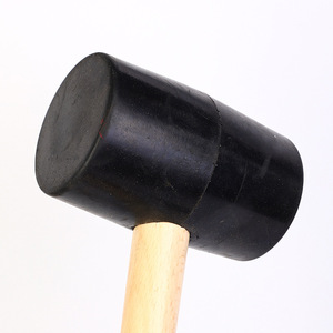 Marteau en caoutchouc neutre avec manche en bois, face ronde, outil de construction 2051 pour le travail du bois et la rénovation - Product Image 5