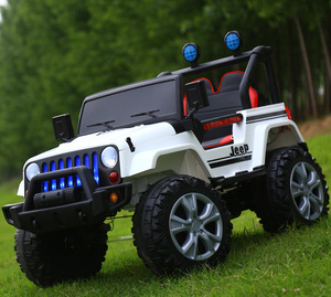 Coche eléctrico de cuatro ruedas para niños, coche de Control remoto de Doble accionamiento, coche de juguete recargable para niños, puede sentarse en las personas - Product Image 5