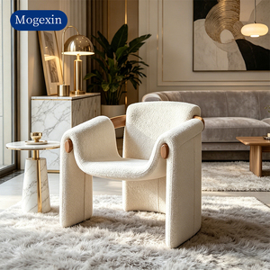 Fauteuil d'appoint moderne et minimaliste en tissu Teddy avec accoudoirs en bois massif, personnalisable, éco-responsable, pour la maison, le bureau ou l'hôtel - Product Image 1