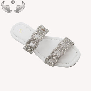 <b>Summer</b> New Collection <b>Slippers</b> with Fashion Custom logo Packaging Girls' Sandals Comfortable Children's Girls' Sandals <b>Slippers</b> - Product Image 2