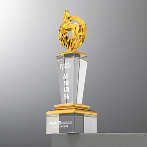 Custom Made <b>Crystal</b> Trophy With Metal <b>Top</b> Laser Engraved For Business Awards And Annual Meetings - Product Image 3