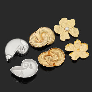 Boutons personnalisés pour l'industrie du textile : boutons irréguliers en forme de coquillage, conque, étoile de mer, boutons à tige en métal alliage de forme spéciale, boutons étoile. - Product Image 2