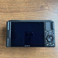 Caméra compacte d'occasion ZV-1 20,1MP 4K UHD avec capteur CMOS et carte SD pour vlogging à prix abordable
