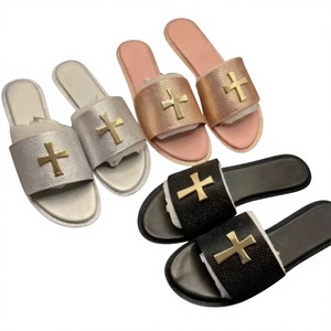 รองเท้าแตะประดับเพชรสำหรับผู้หญิง - Product Image 2