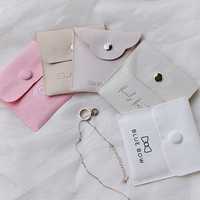 PERFECT USM. Pochette de luxe personnalisée en microfibre avec insert, design carré moderne et portable pour le rangement de bijoux et l'emballage de colliers