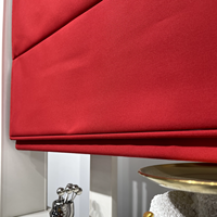 Rideaux plissés romains modernes élégants en tissu polyester/rayonne/lin rouge occultant avec cantonnière intégrée à cordon perlé, orange