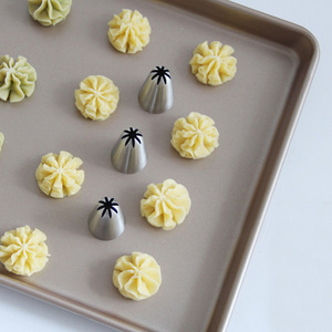 6 Piece 304 Stainless Steel Piping Tip Set Flower Shape Reusable For Butter Cookies Cakes Baking Tools - Product Image 1