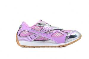 Artículo de Moda de Alta Calidad: Bottegas Venetas Orbit, Zapatillas Deportivas de Caña Baja, Color Plateado, Estilo Retro Casual, Elegantes para Caminar - Product Image 4