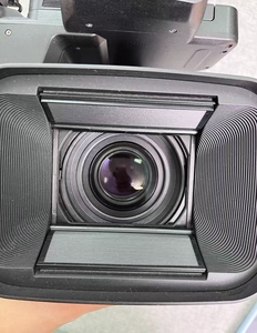 4K Videoaufnahmekamera <span class=keywords><strong>XF605</strong></span> Professionelle Videokamera mit hoher Bildqualität und 15-fachem optischem Zoom - Product Image 1