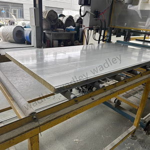 เครื่องผลิตแผ่นหลังคาและผนังโลหะสำเร็จรูปแบบแซนด์วิช พร้อมเครื่องขึ้นรูปม้วน และเครื่องจักรผลิตแผ่นแซนด์วิชใยหินและโฟม - Product Image 6