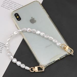 Coque <span class=keywords><strong>de</strong></span> téléphone universelle en perles Lanière à bandoulière <span class=keywords><strong>pour</strong></span> téléphone Anti-chute Perles rondes perlées <span class=keywords><strong>Collier</strong></span> à bandoulière <span class=keywords><strong>pour</strong></span> téléphone portable - Product Image 3