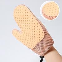 Gant anti-poils pour le toilettage des chiens et des chats
