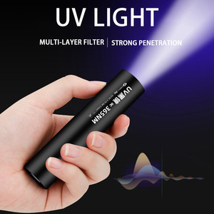 <span class=keywords><strong>Lampe</strong></span> <span class=keywords><strong>torche</strong></span> UV 365 nm en alliage d'aluminium avec logo personnalisé, mini <span class=keywords><strong>lampe</strong></span> <span class=keywords><strong>torche</strong></span> UV rechargeable par USB-C, porte-clés miroir noir - Product Image 4