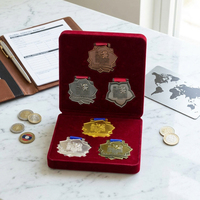 Médaille Souvenir Personnalisée Écologique de Haute Qualité avec Boîte en Velours, en Alliage de Zinc, Verre/Cristal, Taille Personnalisable, Conception Gratuite