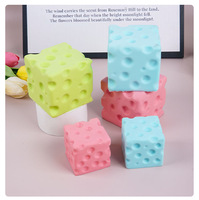 Jouet anti-stress en forme de fromage carré en PU à rebond lent, sensation douce et humide, vente en gros