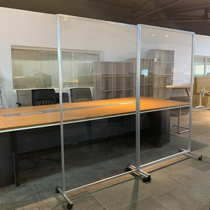 <span class=keywords><strong>Cloison</strong></span> mobile en acrylique transparent en gros, <span class=keywords><strong>cloison</strong></span> de séparation de pièce en plexiglas transparent, <span class=keywords><strong>cloison</strong></span> de bureau sur roulettes - Product Image 1