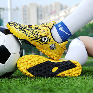 Chaussures de football pour garçons, tige synthétique, doublure en mesh, semelle extérieure en caoutchouc, semelle intermédiaire en EVA, pour entraînement printanier et matchs. - Product Image 2
