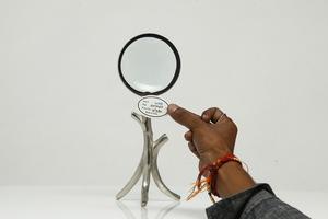 Lupa de latón de Metal de alta calidad con diseño martillado, nuevos estilos, lupa de Metal de calidad, vidrio decorativo para oficina - Product Image 4