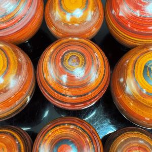 Cristal Curativo de Alta Calidad al por Mayor, Esfera de Piedra de Tigre Colorida Natural, Marca CrystalHola, Pulida para Decoración del Hogar - Product Image 2